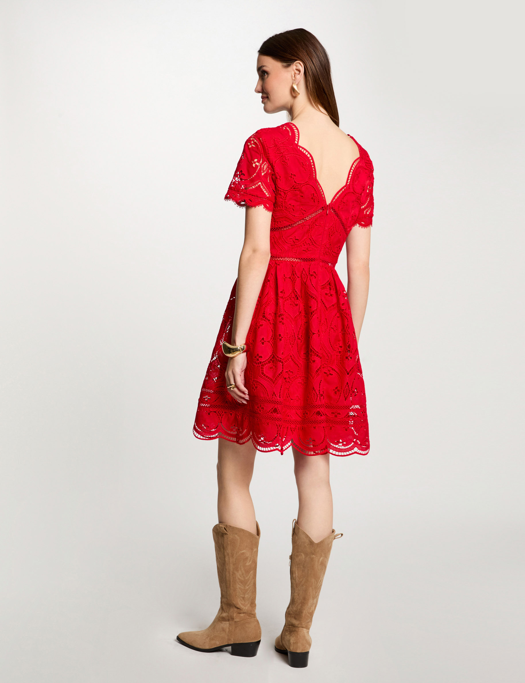 Robe courte patineuse brodée rouge femme