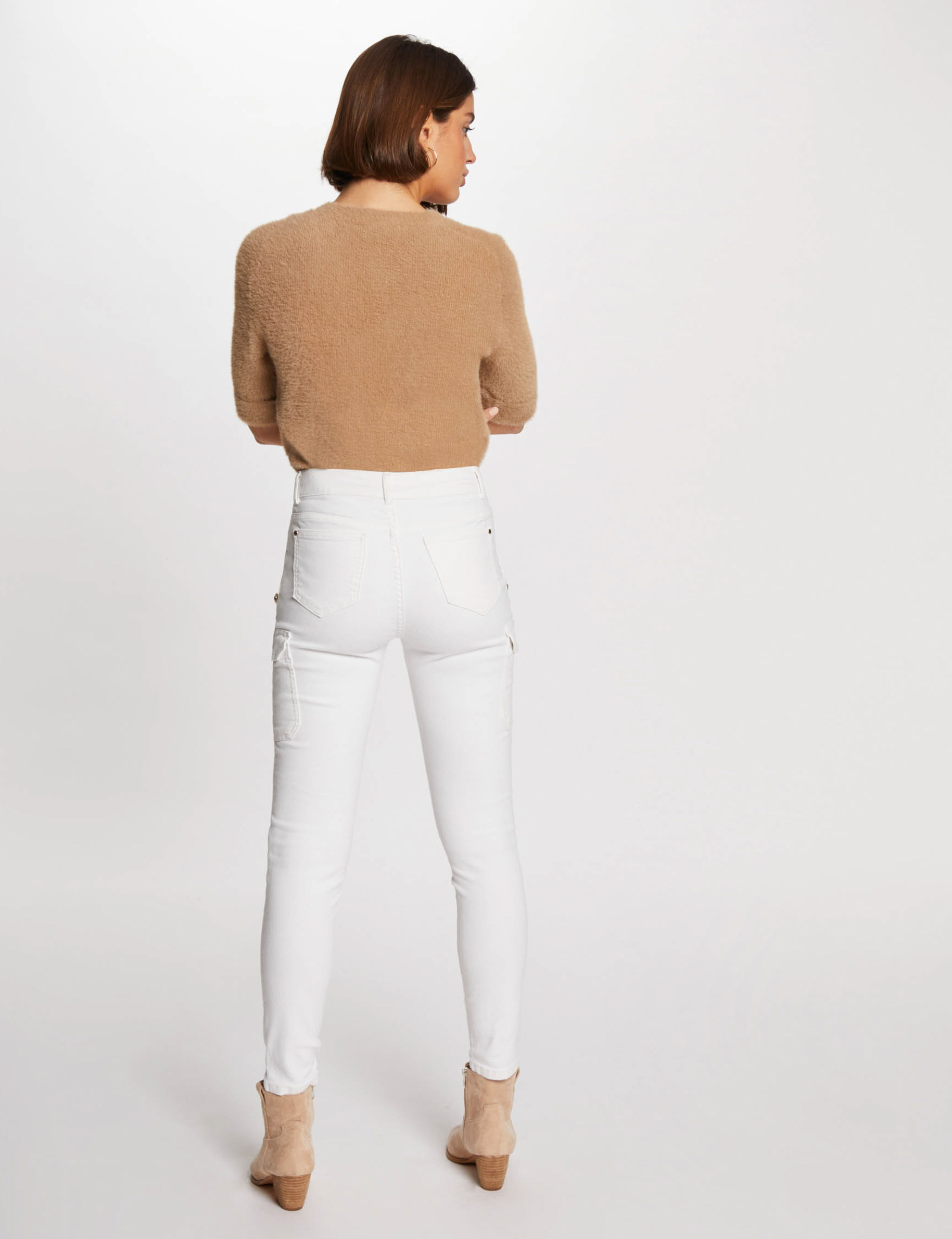 Skinny broek met 2 klepzakken ecru vrouw