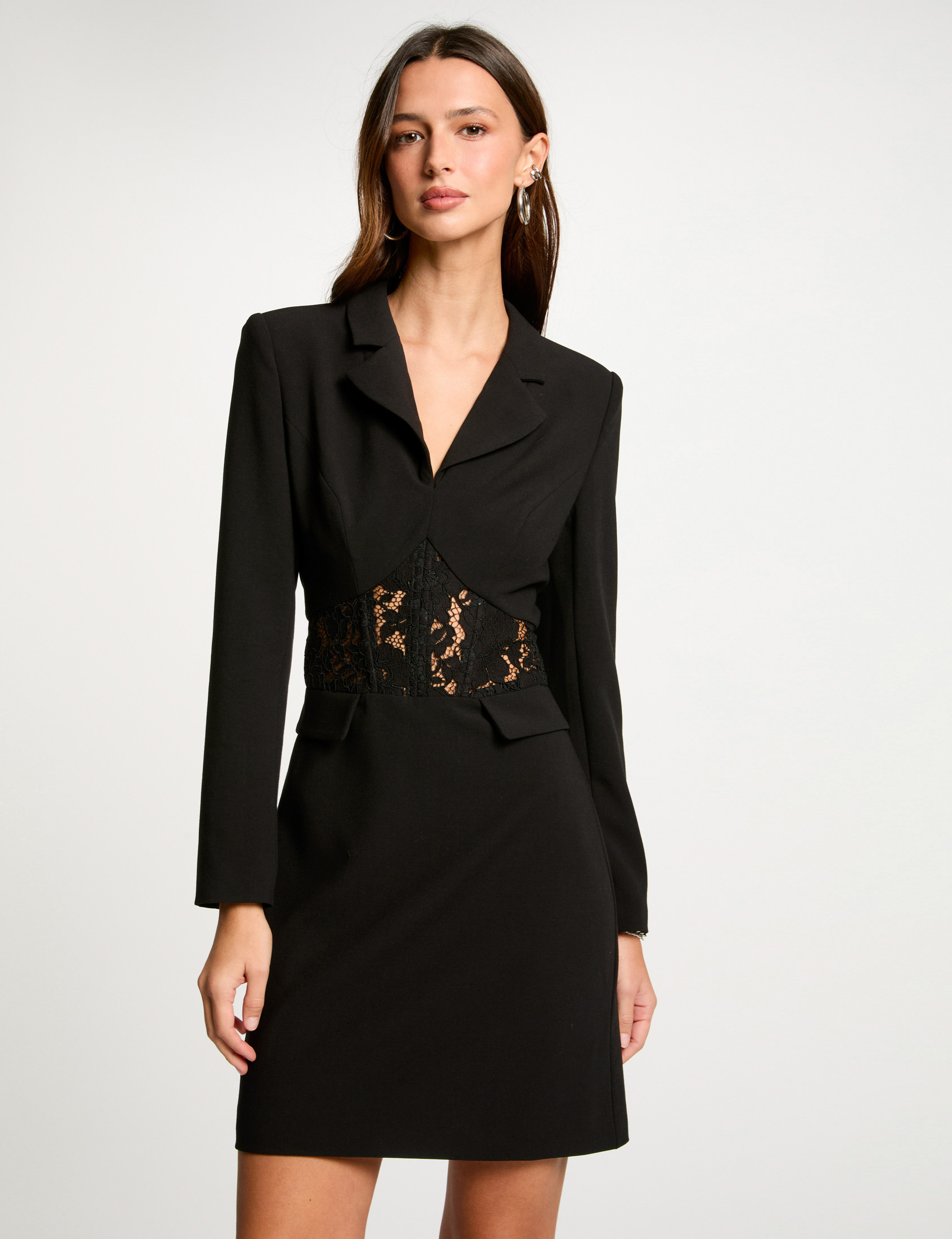 Robe courte ajustée à dentelle noir femme