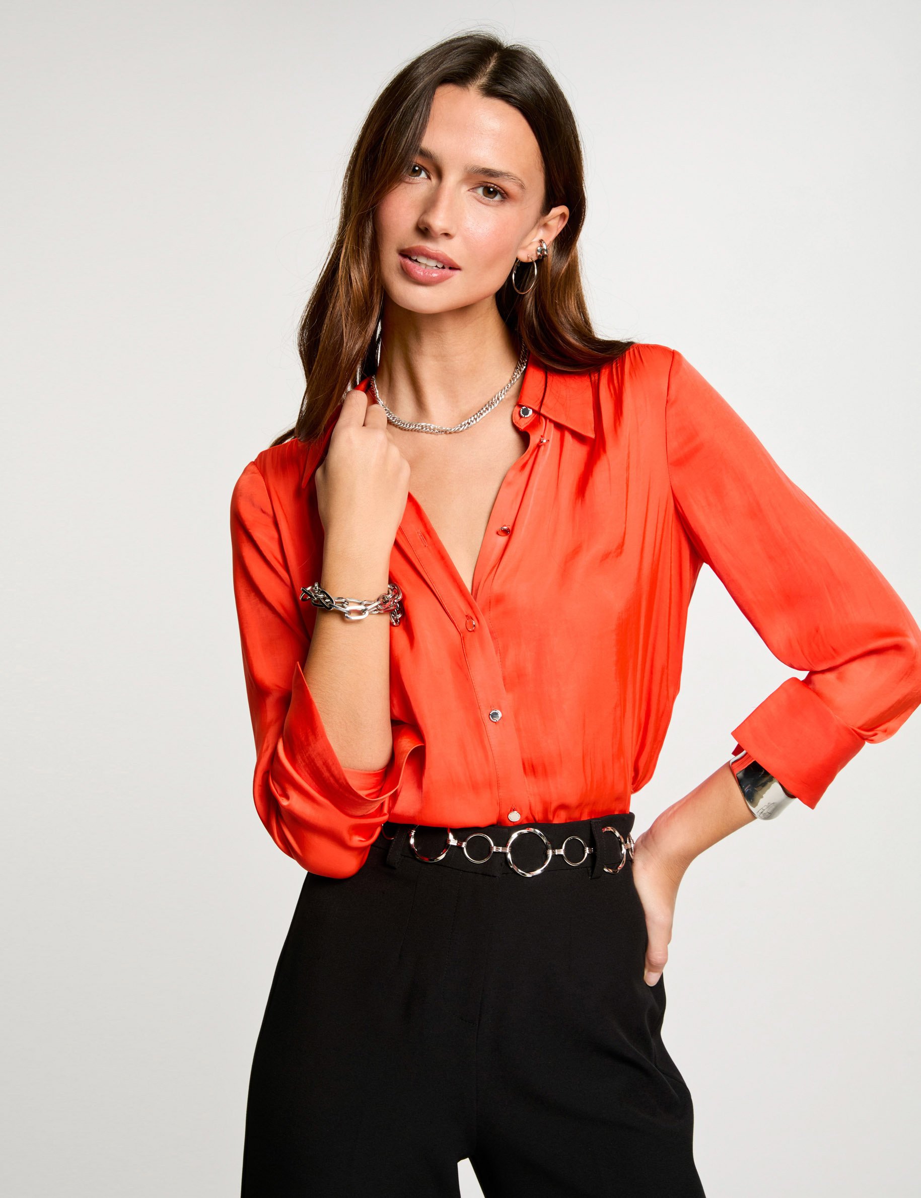 Chemise manches longues satin orange foncé femme