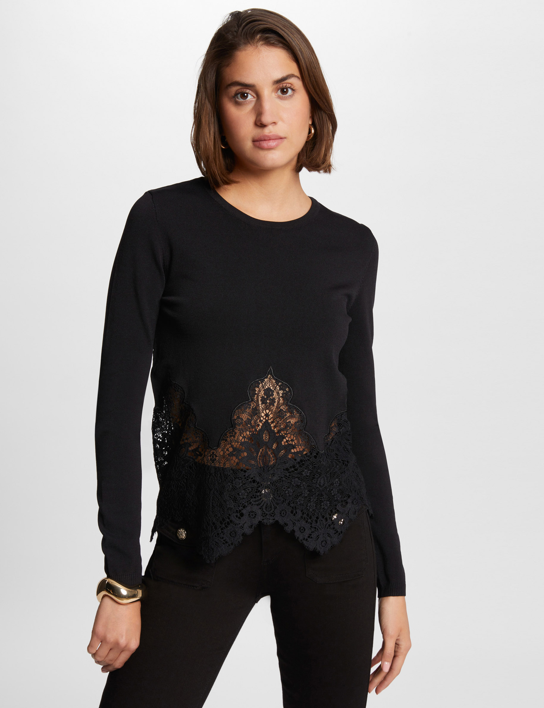 Pull col rond et dentelle noir femme