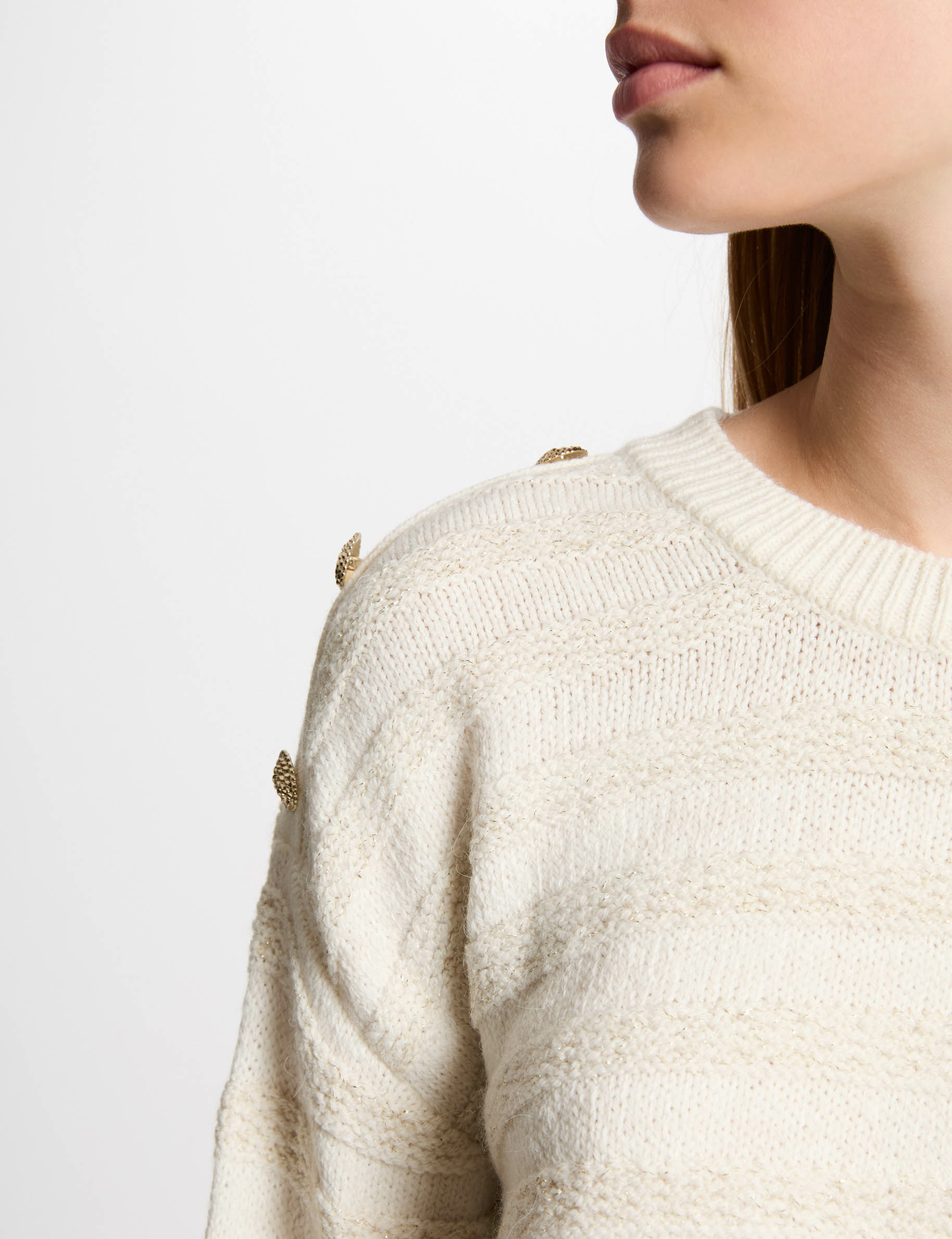 Pull col rond et boutons beige femme