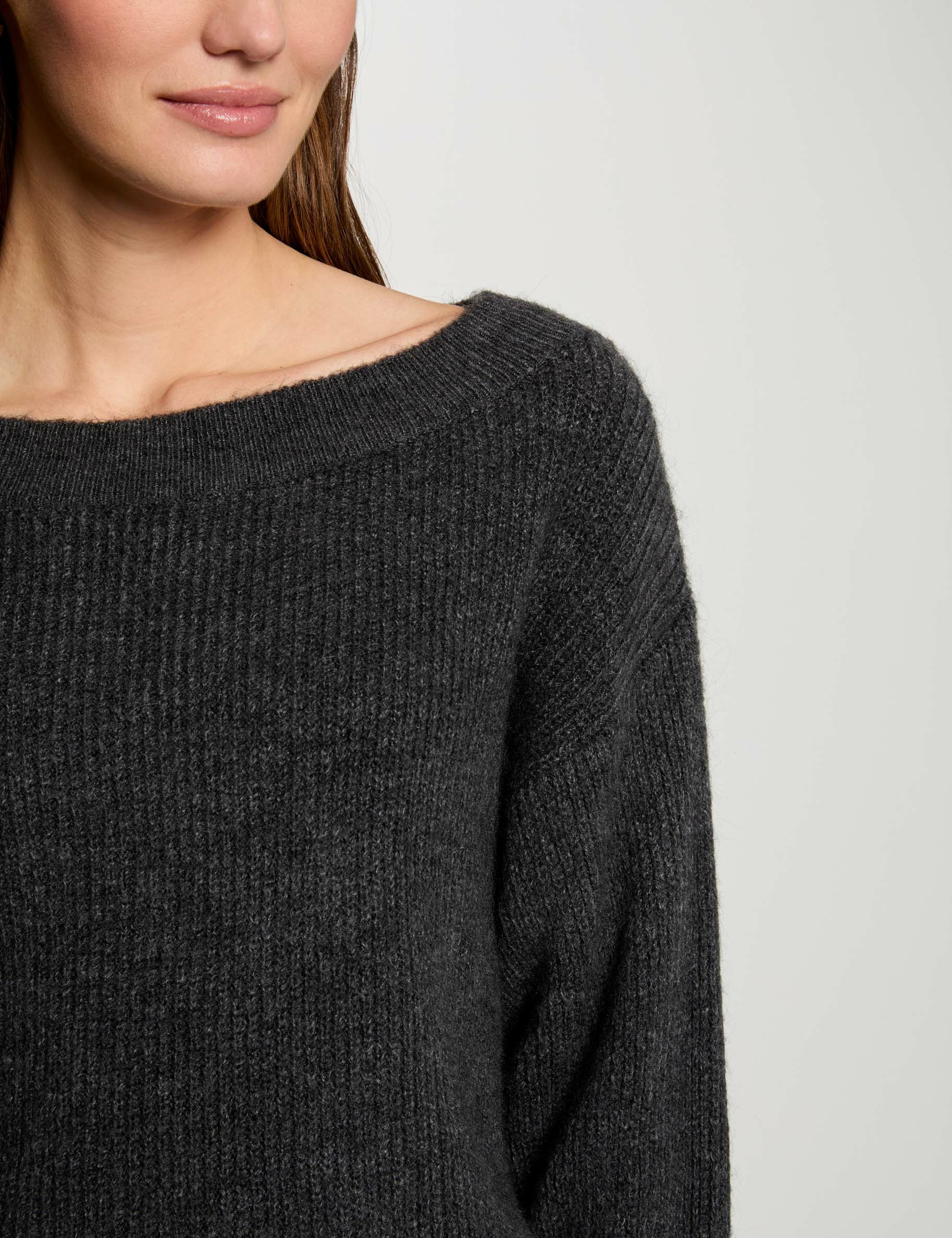 Pull col rond gris anthracite femme