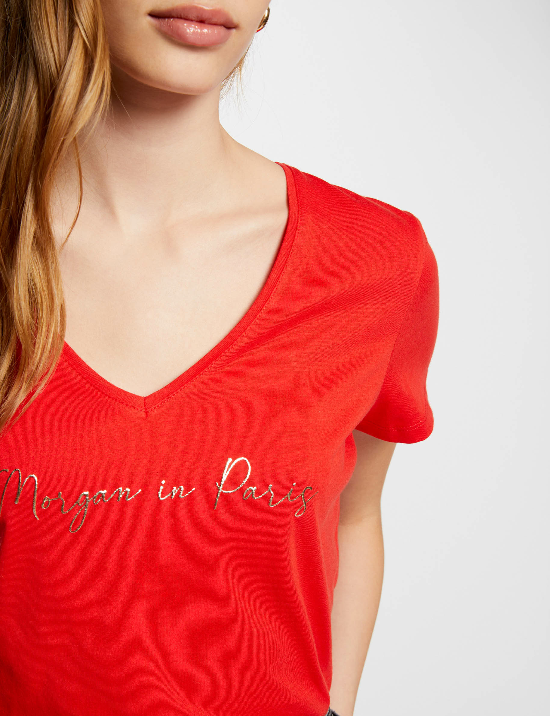 T-shirt met opschrift rood vrouw