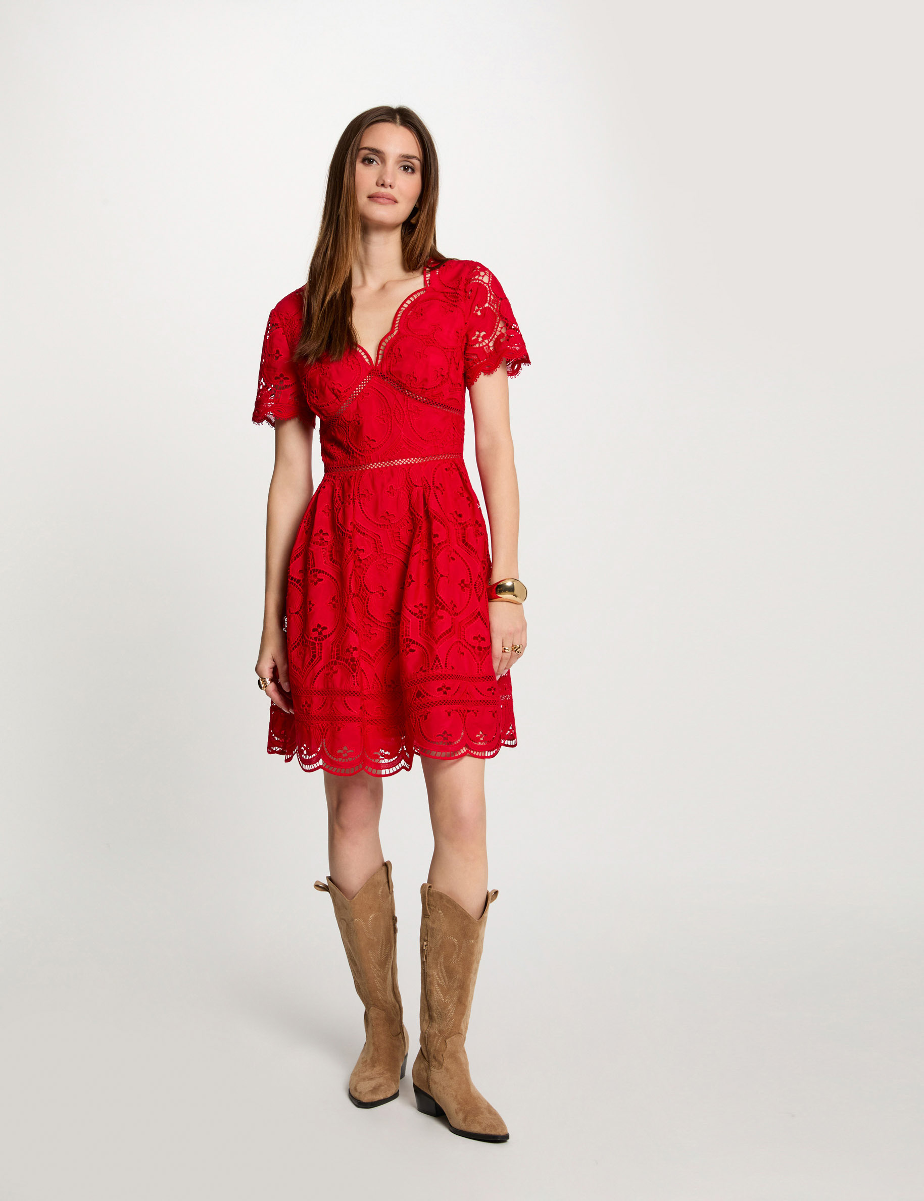 Robe courte patineuse brodée rouge femme