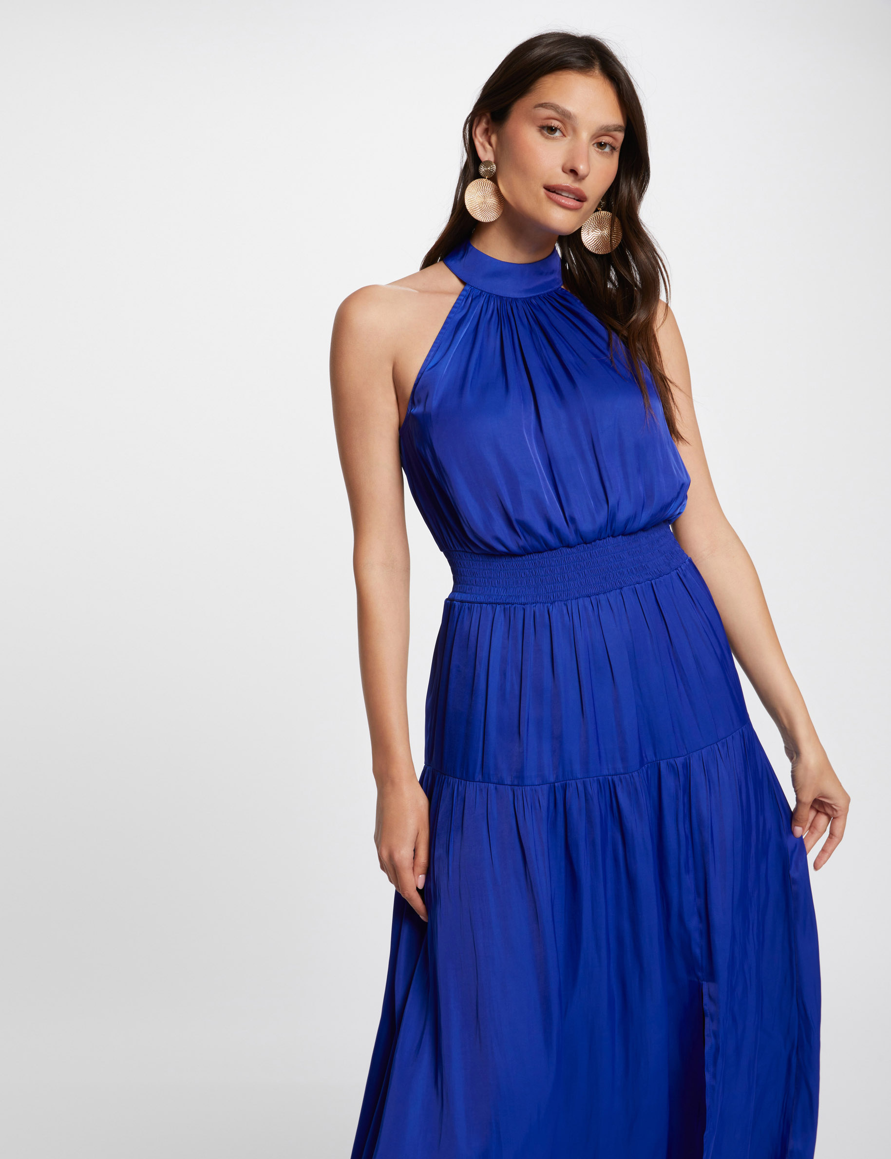 Robe longue cintrée satin bleu electrique femme