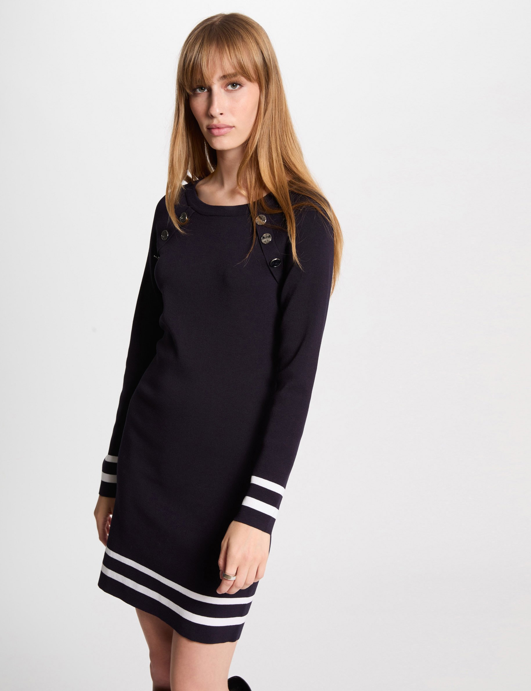 Robe tricot courte ajustée bleu marine femme