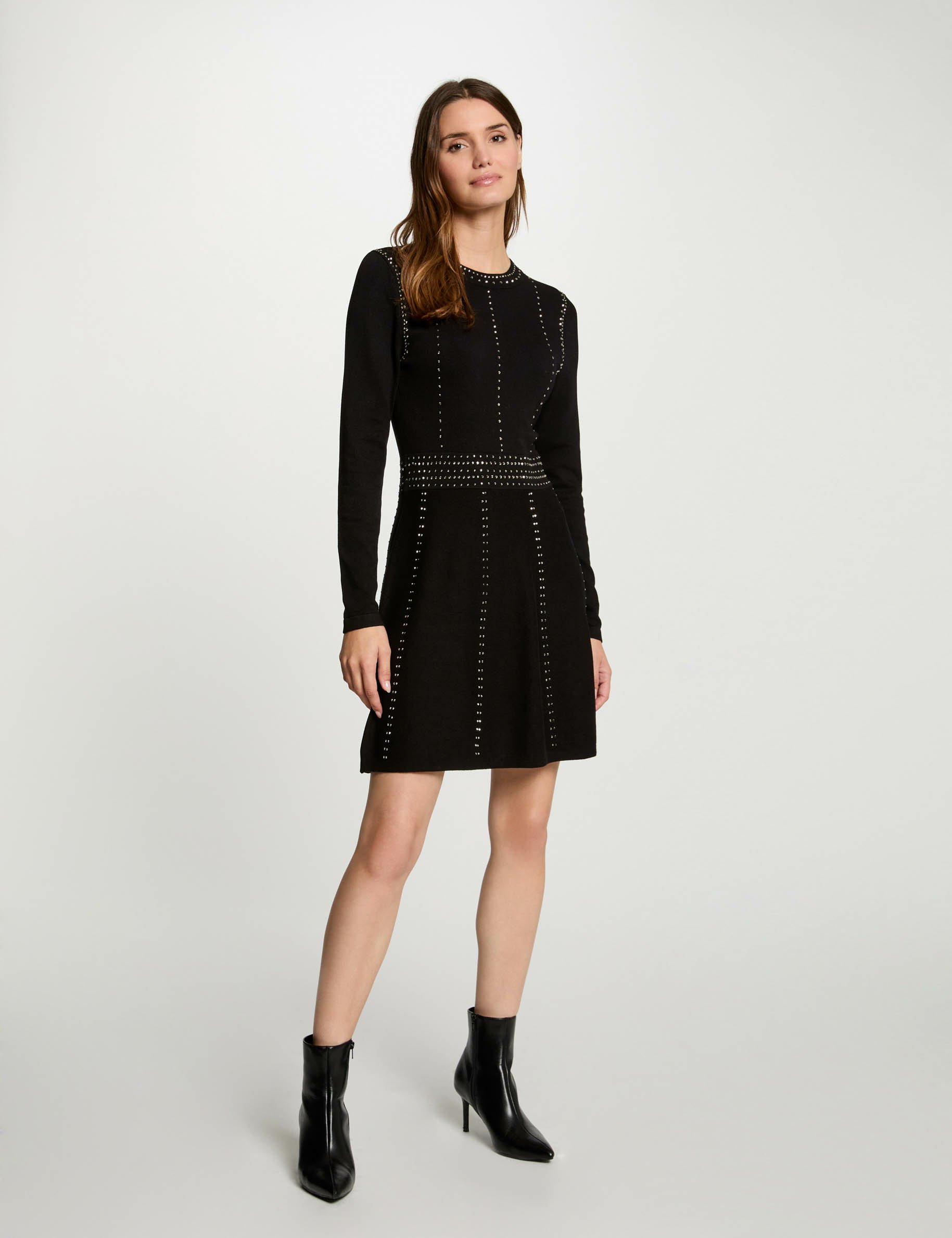 Robe tricot courte ajustée noir femme