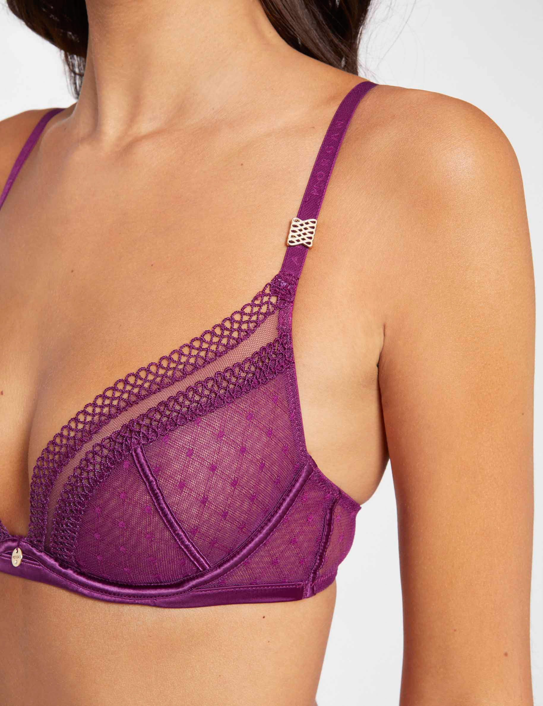 Soutien-gorge à armatures violet femme