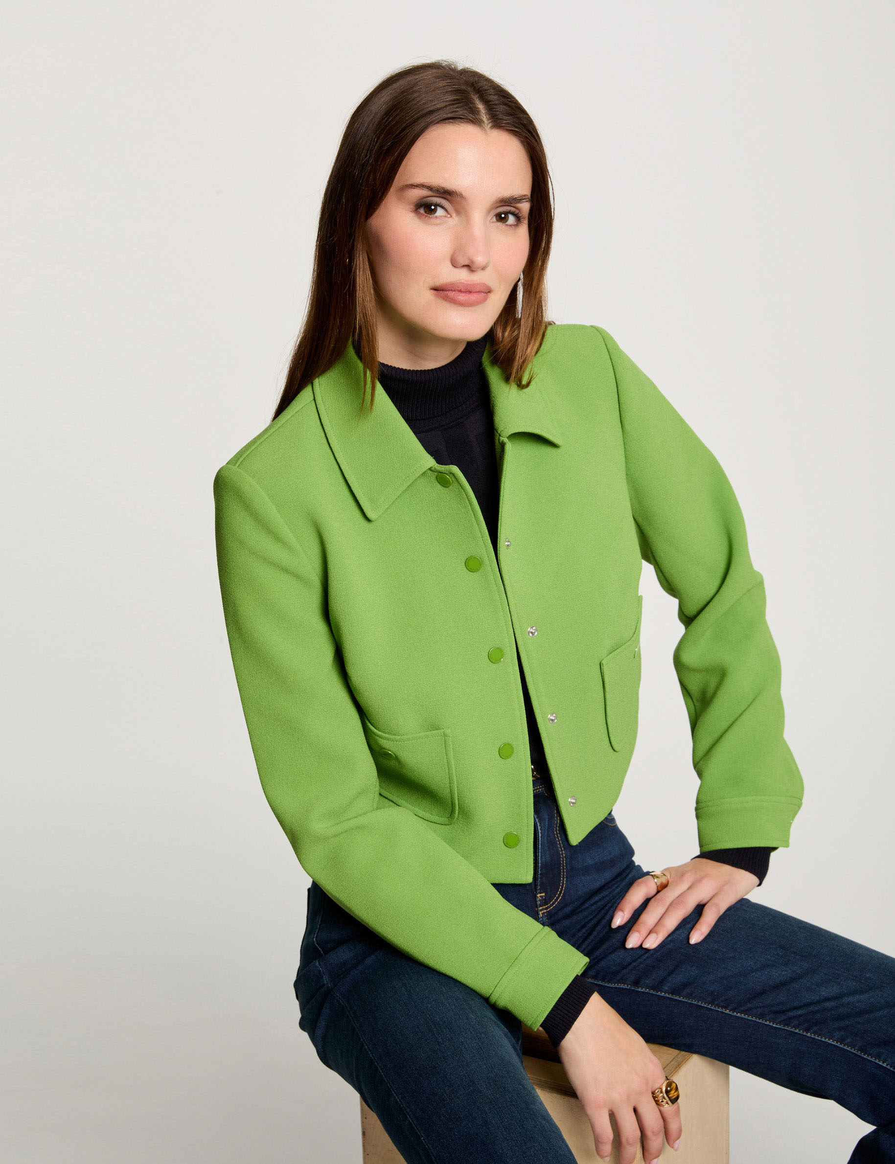 Veste courte boutonnée vert anis femme