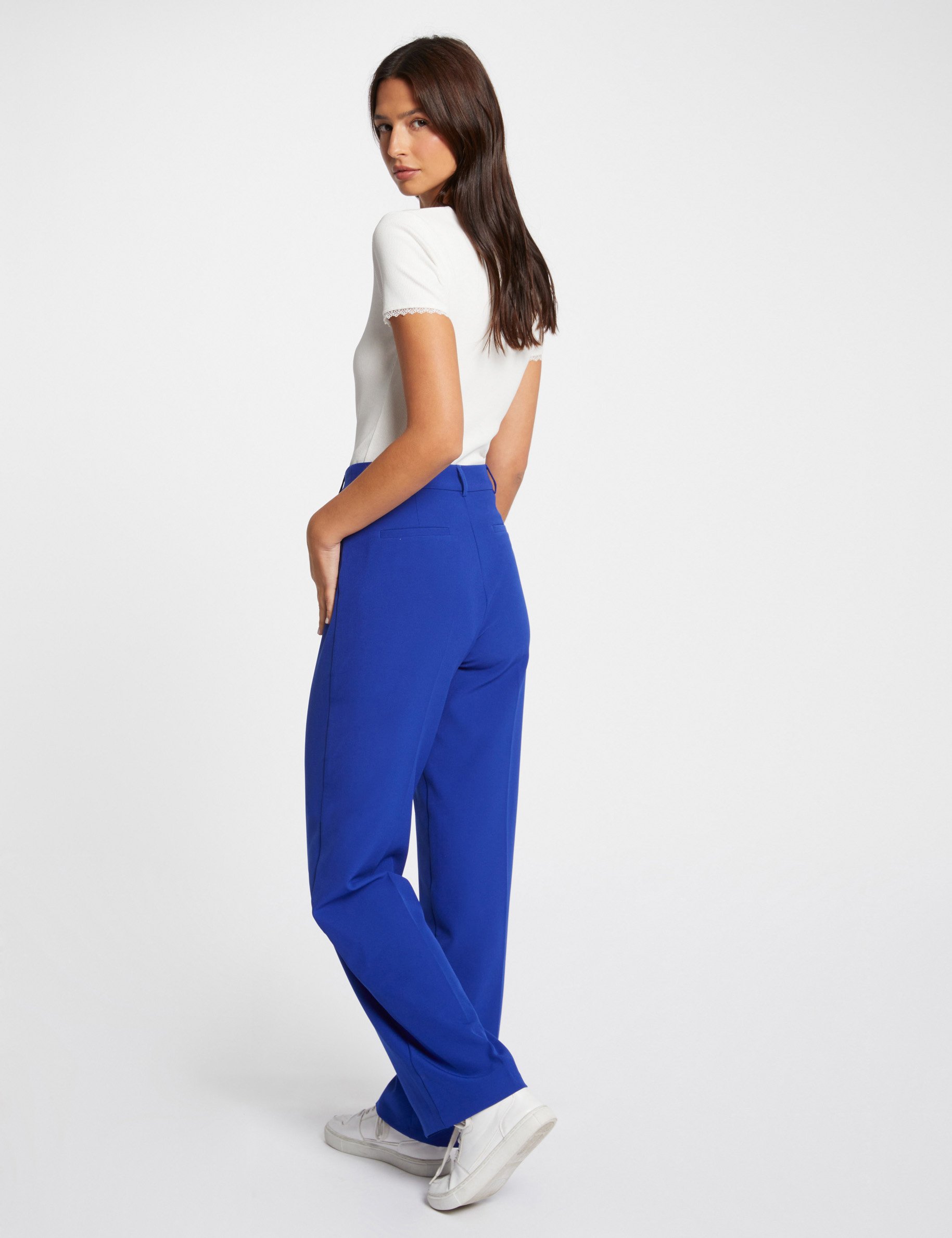 Rechte broek met plooitjes bleu electrique vrouw