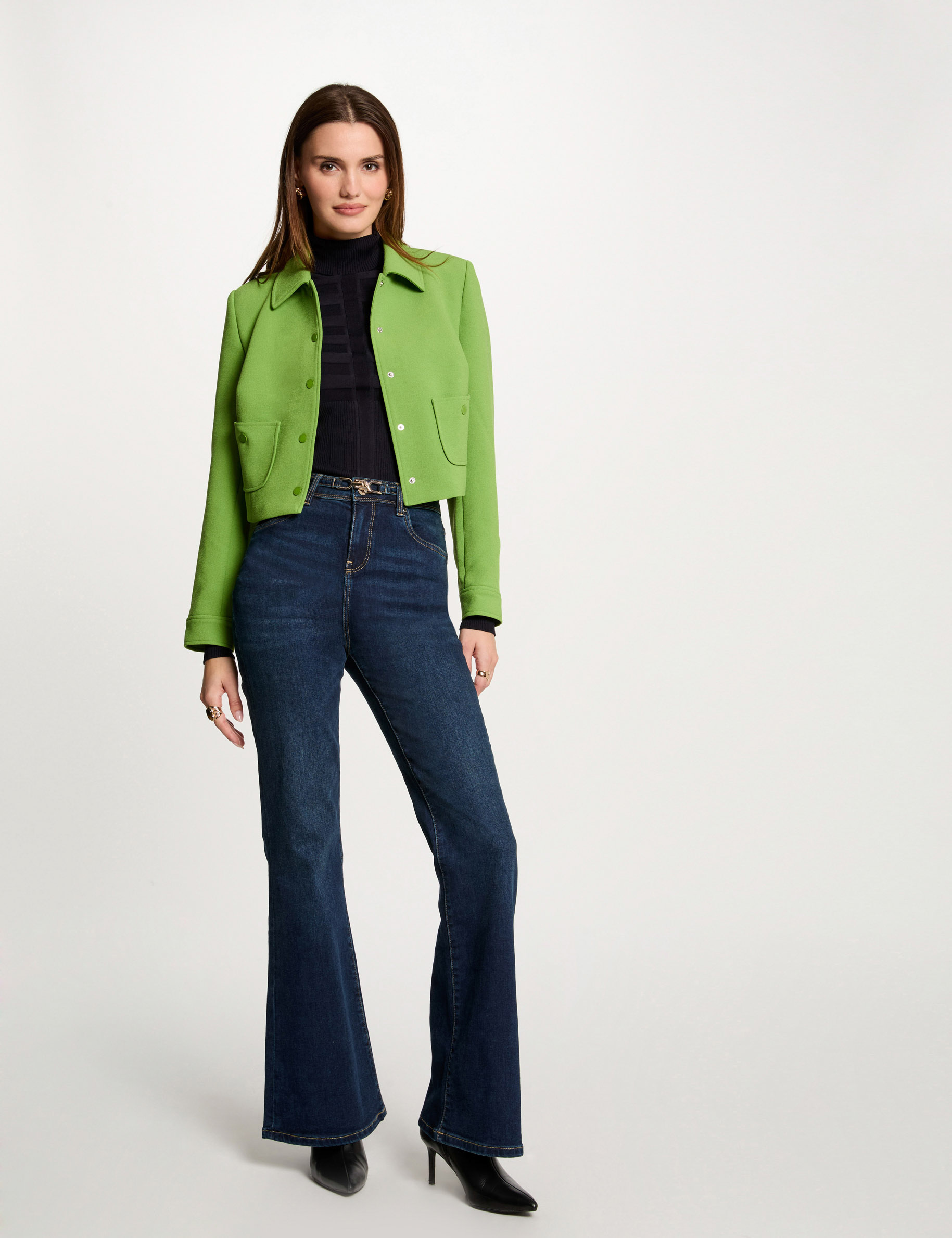 Veste courte boutonnée vert anis femme