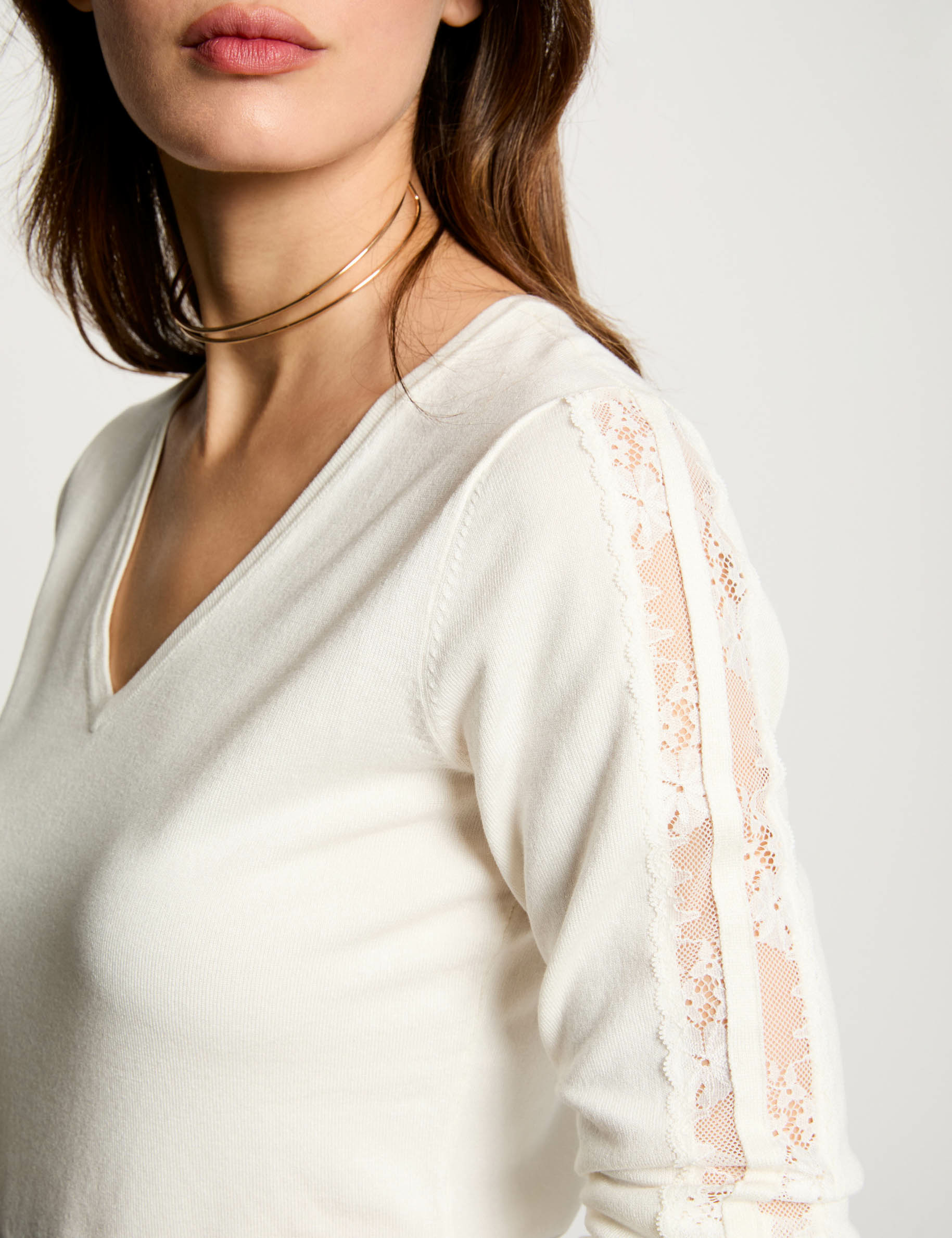 Pull col en V blanc femme