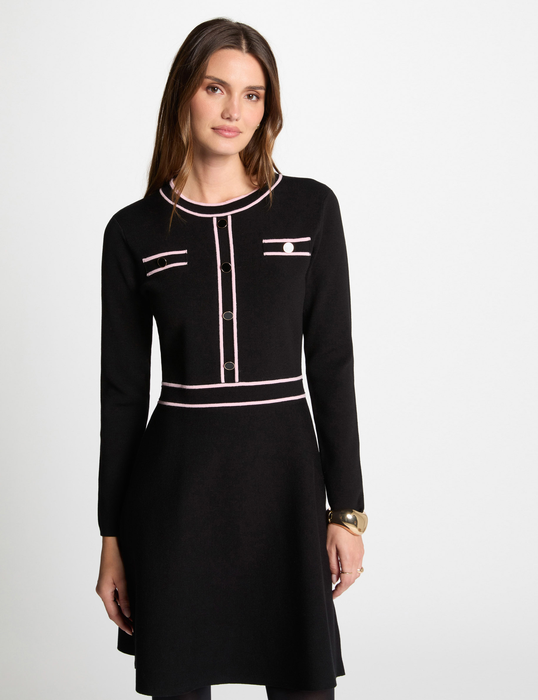 Robe tricot courte ajustée noir femme