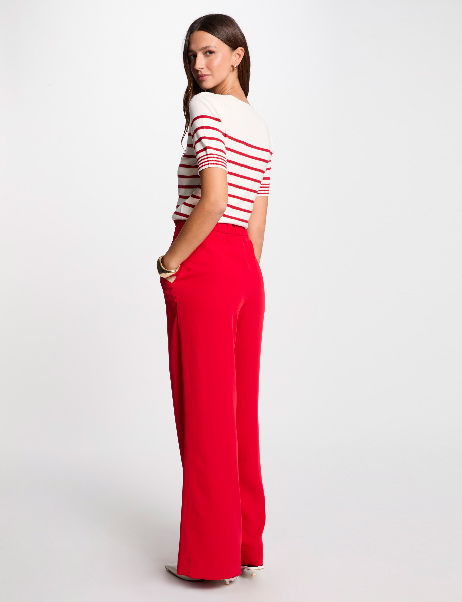 Wijde broek met plooien rood vrouw