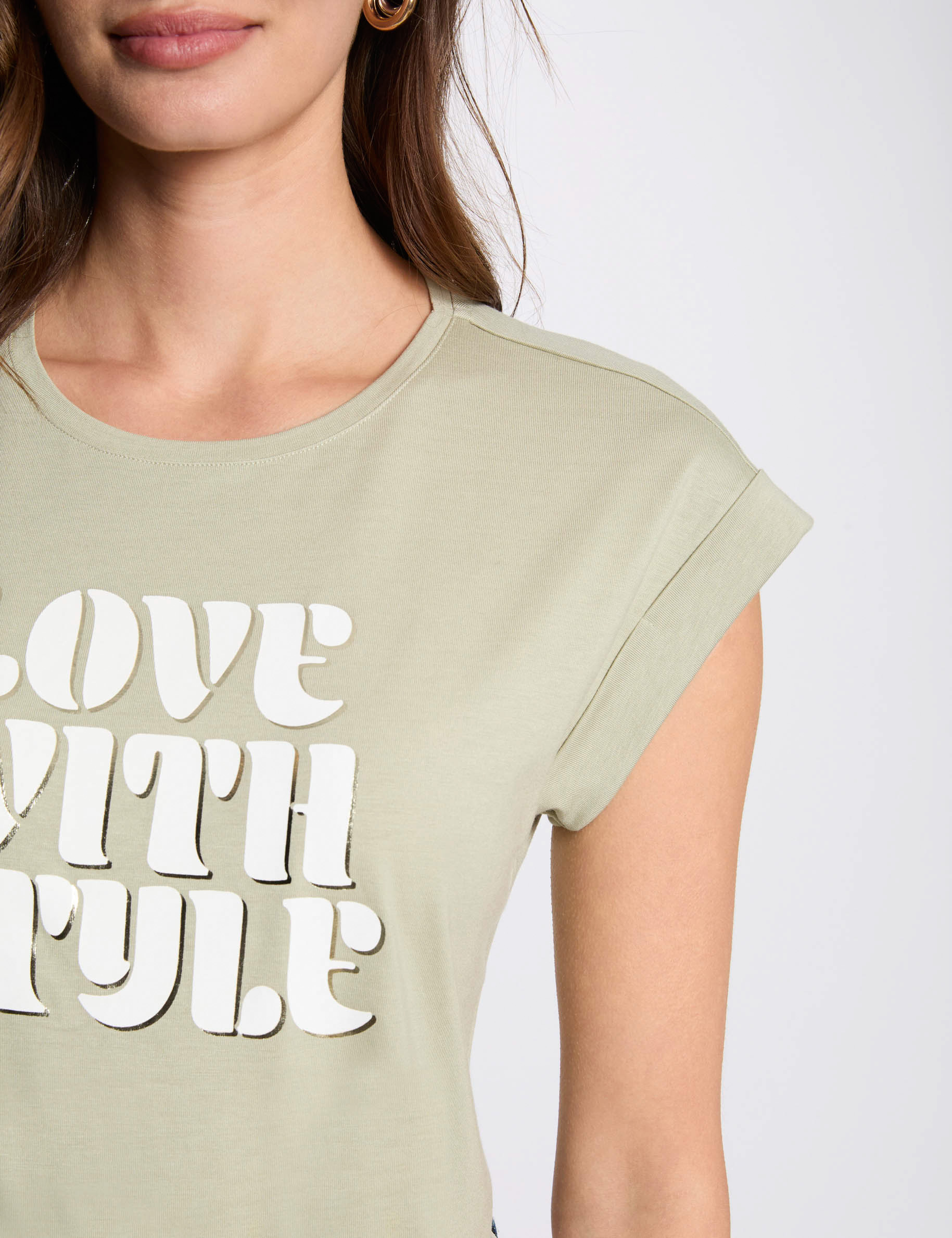 T-shirt met opschrift lichtgroen vrouw