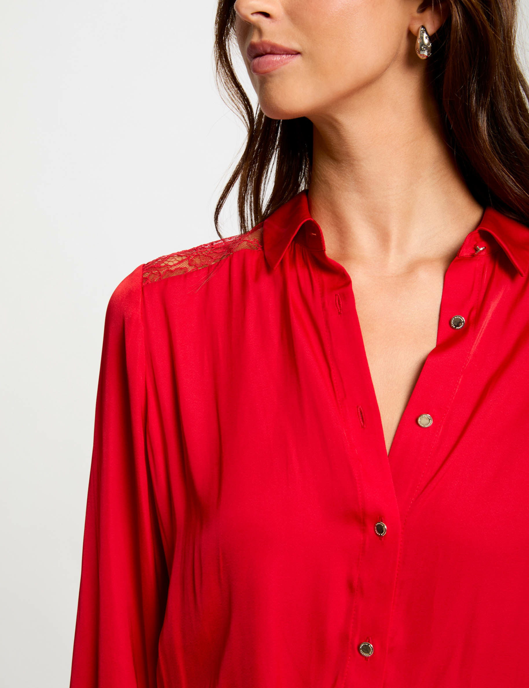 Chemise manches longues satin rouge femme