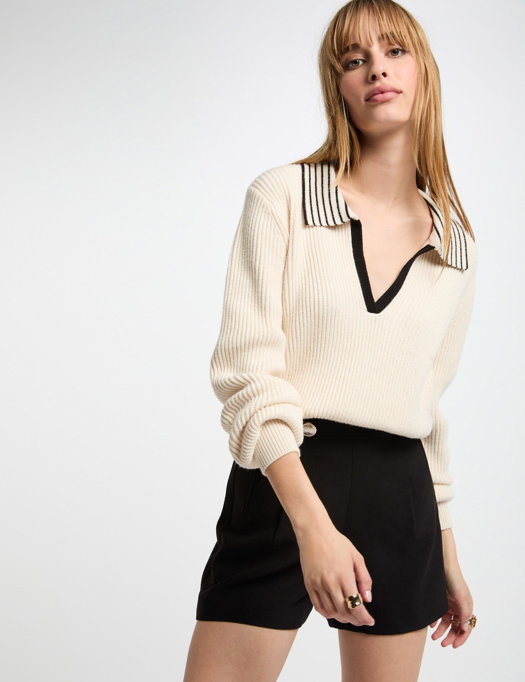 Pull col en V à revers ivoire femme